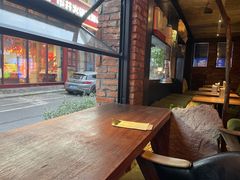 靠窗位-鹿萤季·营地小馆(皇后公园店)