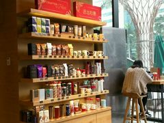 -星巴克(珠海摩尔百货店)