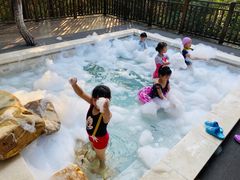 -天目湖涵田半山温泉水乐园