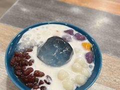 水晶仙草芋圓杯-甜牙牙(广华街店)