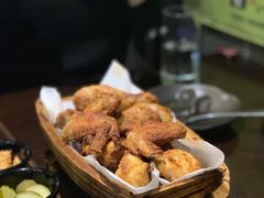 -BHC炸鸡(明洞总店)