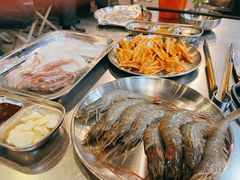 -马路牙子烧烤音乐酒馆(望京店)