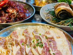 -草家酱蟹炭火烤肉店(珲春南路一店)