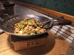 -费大厨辣椒炒肉(万家丽一店)