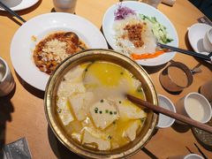 -关东小磨东北菜(上海长风大悦城店)