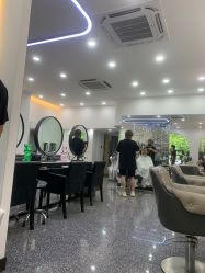 -CACA HAIR SALON