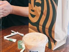 -星巴克(西藏路店)