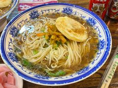-碗里捞川渝特色面(沙河玖耀里店)