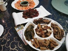 -舌尖上的食缘花园主题餐厅