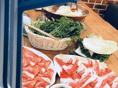 -正宗乌拉满族炭火锅(四平店)