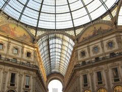 -埃马努埃莱二世拱廊