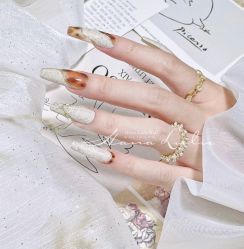 -ZX·美睫设计师汇聚店