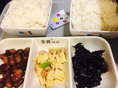 -拿渡·水煮鱼麻辣香锅(王府井奥莱·香江小镇店)
