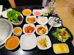 -木槿花韩式炭烤·熟成肉工坊(孙文东路店)