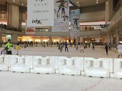 -冰纷万象滑冰场(深圳万象城店)