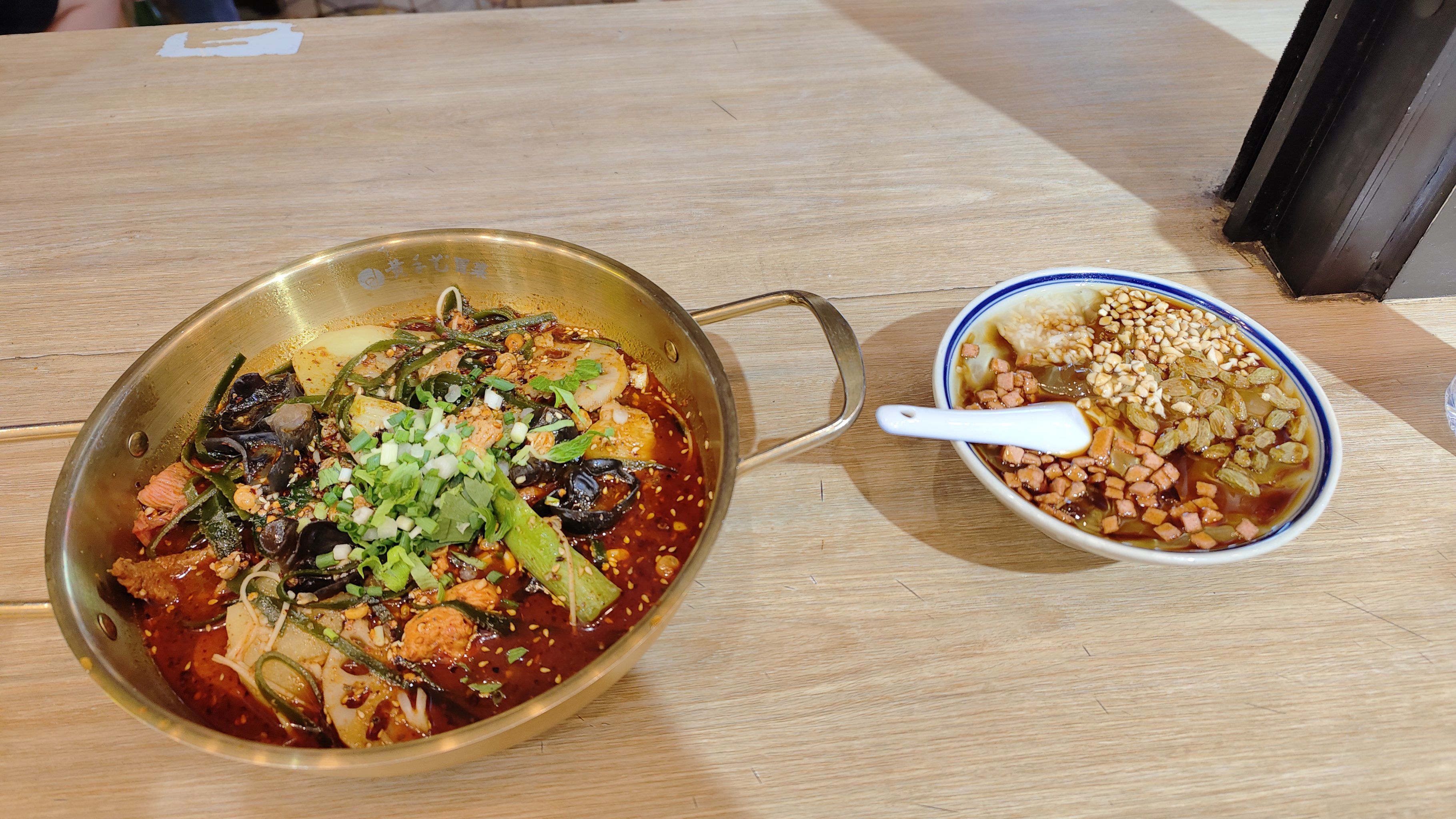 成都黄手艺冒菜