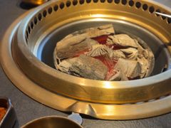 -铭牛烧肉·和牛海鲜自助(高新月牙湖店)