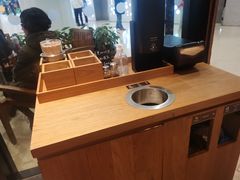 -星巴克臻选(莘庄仲盛店)