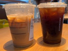 -星巴克(上海虹桥站2A检票口)