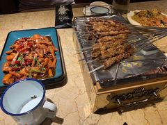 -喝丢一只鞋辣炒海鲜小烧烤(三八广场店)