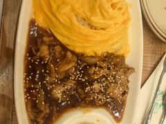 照烧肥牛蛋包饭-玛格萝妮比萨屋(四平店)