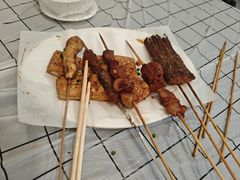 -狮龙啤酒烧烤屋(建二路店)