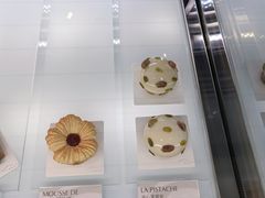 -潮一不贰·西式简餐·法式甜品(外滩店)