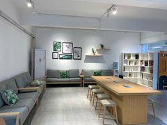 -莱尔斯丹展示厅(盈毅鞋厂店)