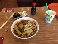 -顺溜·手工刀削面·黑金店(铜锣湾店)