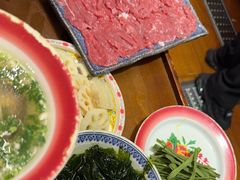 -沸炉重庆老火锅(军事博物馆店)