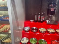 -大芊金重庆串串火锅(南京路店)