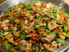 麻辣馋嘴牛蛙-泥糊破店小酒馆·团建聚餐(南京西路店)