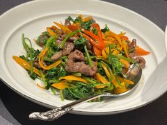 黄贡椒炒牛腱芯-黄鱼馆Jhouse(外滩店)