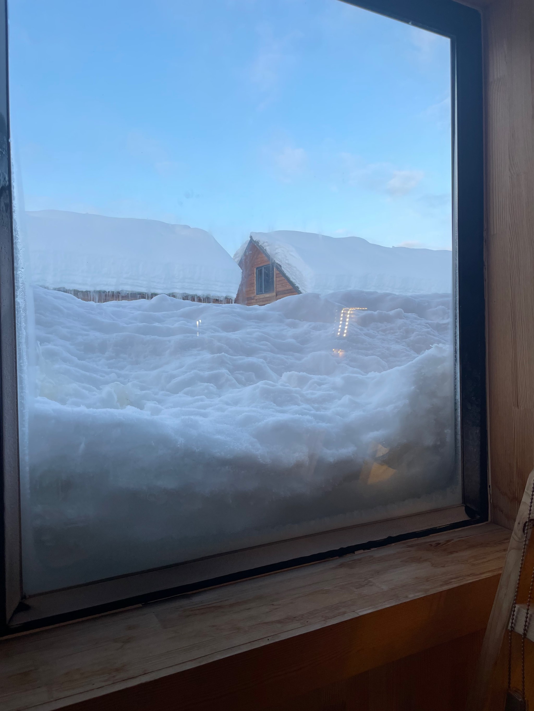 窗外雪景 实拍图片