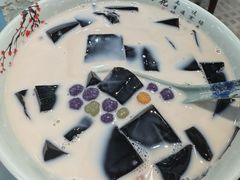 -黄师奶甜品店