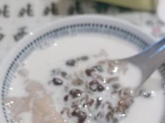 -堂屋糖水店(愚园店)