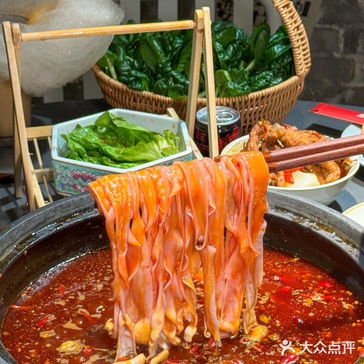 成都的火锅店都这么可爱了吗？棉花糖小狗奶茶额！