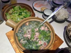 -蚝堡海鲜·威海菜·海肠捞饭·烧烤·亚洲吃蚝公司(幸福门店)