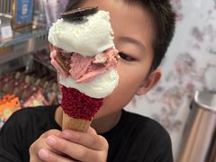 -VENCHI 闻绮(上海佛罗伦萨小镇店)
