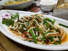 大三小炒皇-品大三(大行宫店)