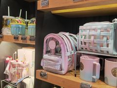 零售区-星巴克(北京南站第二店)