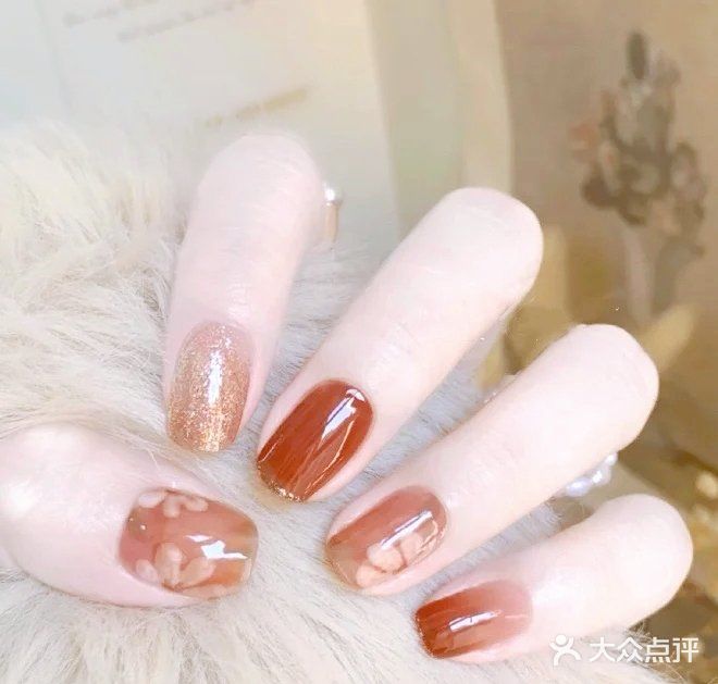 长岛冰茶花,加上冰透柚色太美了吧,显白又显嫩额