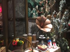 -玛格萝妮(汇智国际商业中心店)