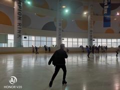 -冠军冰场CHAMPION RINK(百联又一城店)