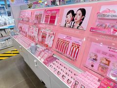 -名创优品(万达广场河东店)