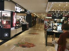 -王府井百货(中州中路店)