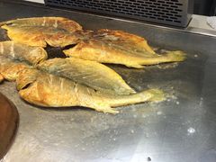 -赶海部落海鲜城(海阳路店)