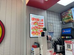 -华莱士·全鸡汉堡(郭巷3店)