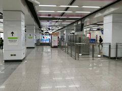 -白石桥南(地铁站)