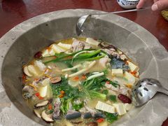 -姚记抚仙湖石锅鱼庄